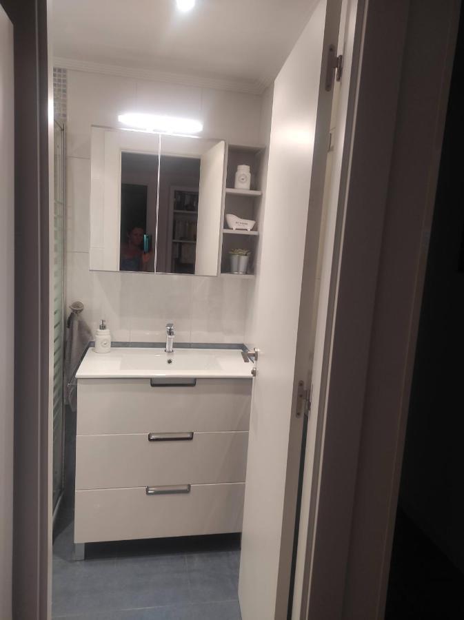 דירות אוביידו Habitacion Centro Bano Privado Piso Compartido מראה חיצוני תמונה